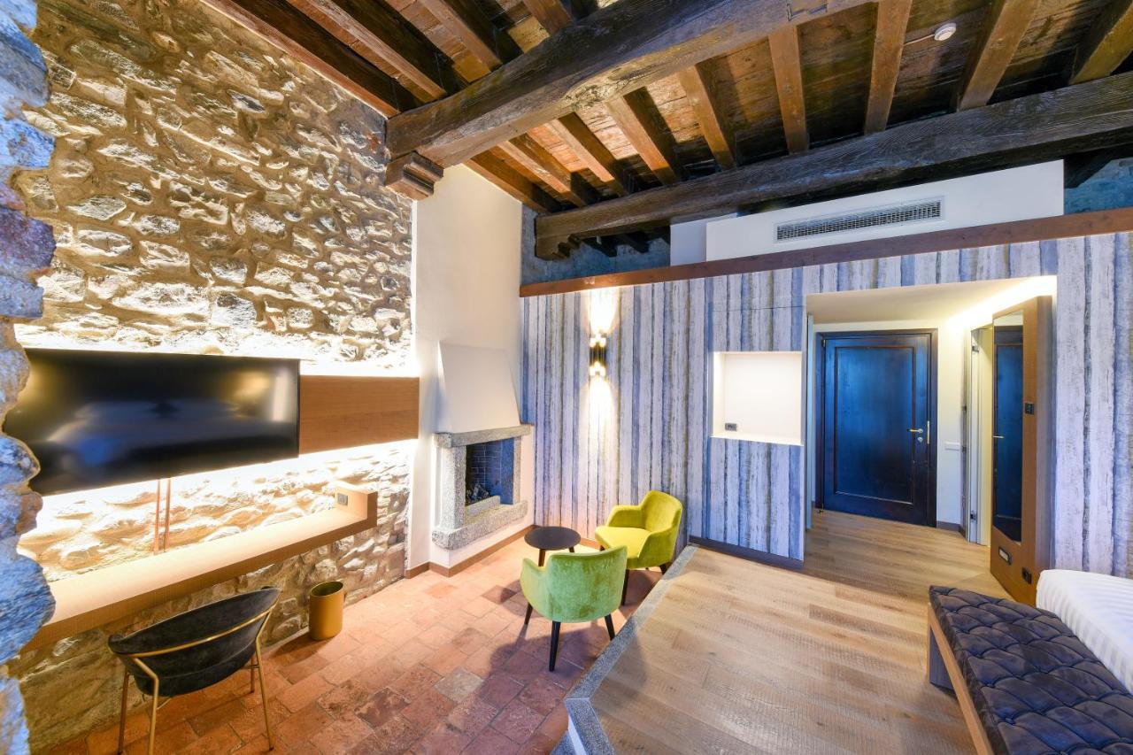 Relais & Spa Castello Di Casiglio Erba Exterior photo